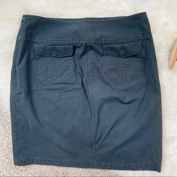 Ann Taylor | Black Skirt w/ Button Waist Detail - Picture 6 of 6